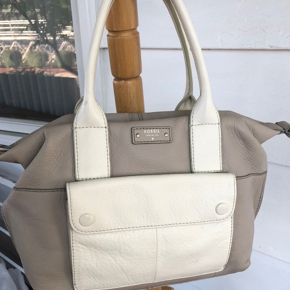 Fossil Taupe Light beige leather bag